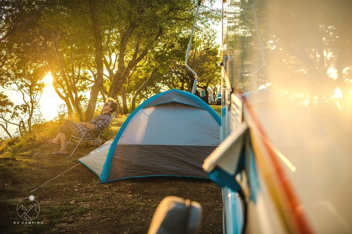Camping in a Tent or a Motorhome: What is Best?
